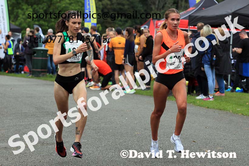 Senior womens Northern 4 Stage Relay, 2023 Northern 6 and 4 Stage Relays and Youngsters, Birkenhead Park, Wirral.  Photo: David T. Hewitson/Sports for All Pics